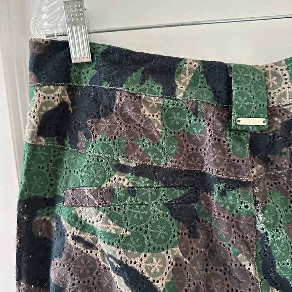 Guess Camo Crochet Cargo High Rise Joggers Pants Womens Size 30 NWOT RARE Boho - Picture 10 of 16